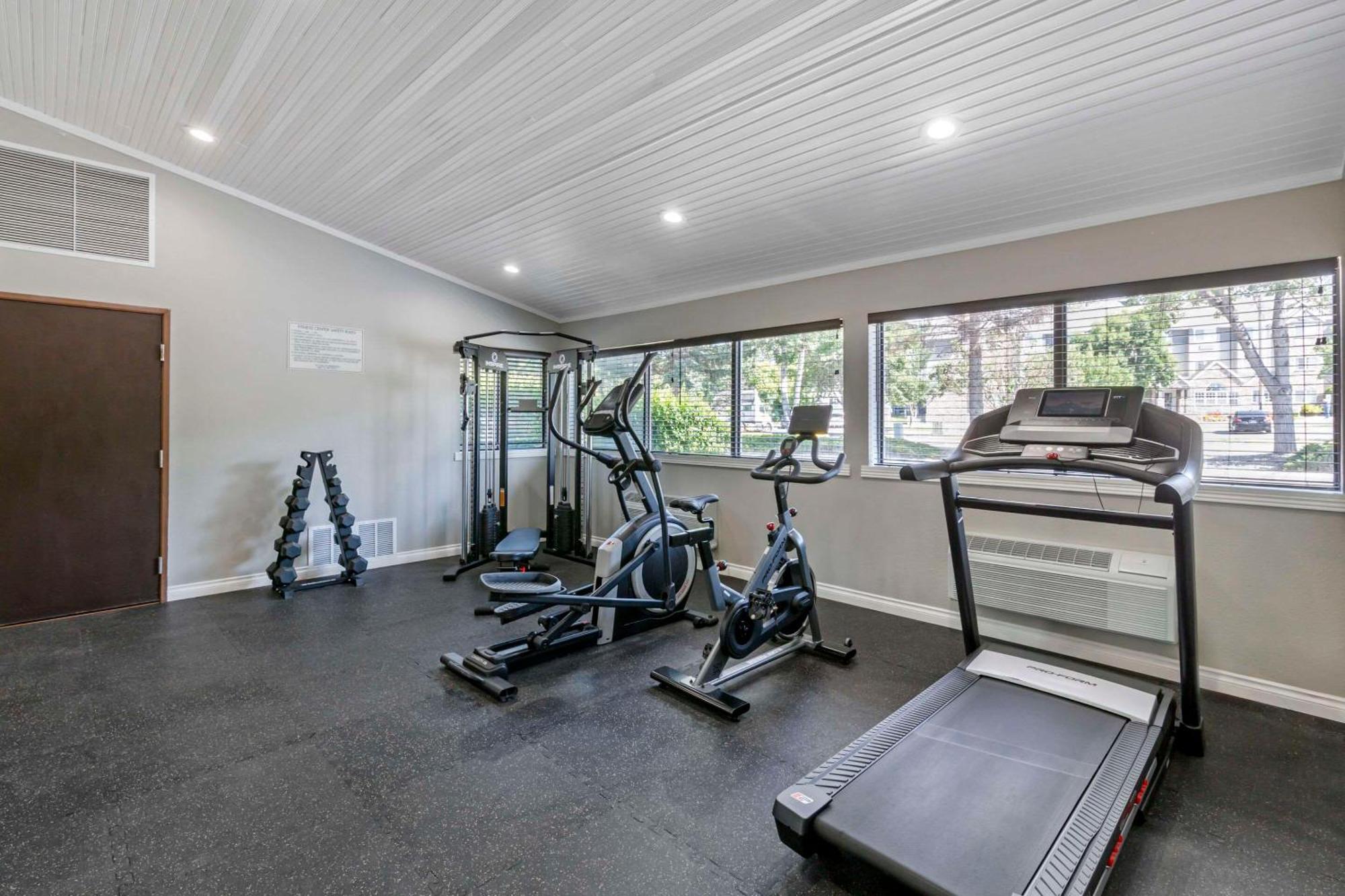 Baymont By Wyndham Missoula Villa Ngoại thất bức ảnh